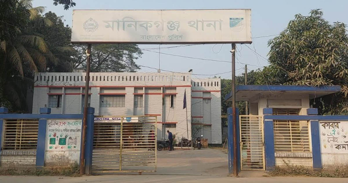 গৃহবধূকে ধর্ষণের অভিযোগে দুই আনসার সদস্য গ্রেপ্তার