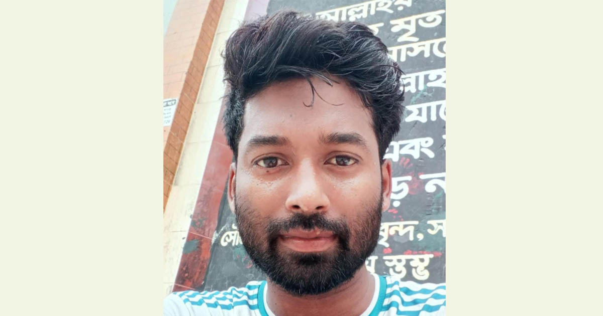 বাসার কক্ষে পড়েছিল এনজিও কর্মকর্তার মরদেহ: ৯৯৯ এ কল পেয়ে উদ্ধার