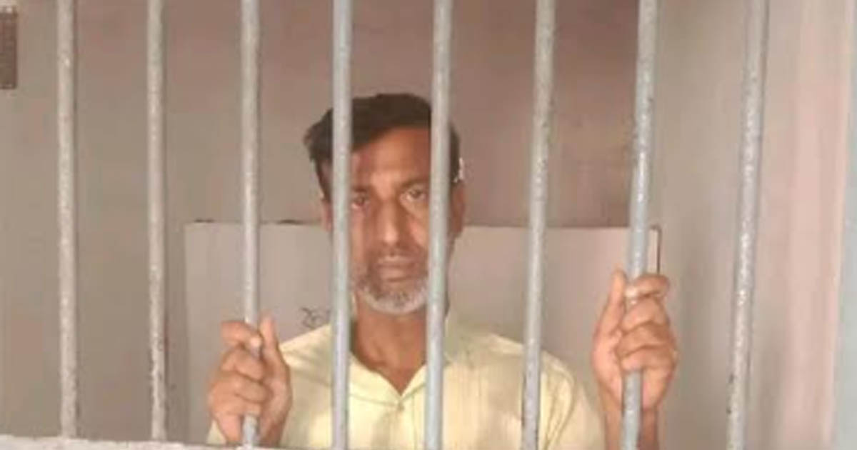 মোহনগঞ্জে নাশকতা মামলায় সাবেক পৌর কাউন্সিলর গ্রেপ্তার