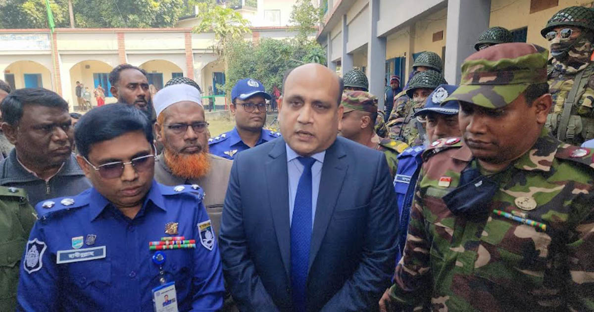 নির্বাচন পর্যবেক্ষণের কাজ চলছে, আমরা শতভাগ সতর্ক আছি: জেলা প্রশাসক আরিফ-উজ-জামান