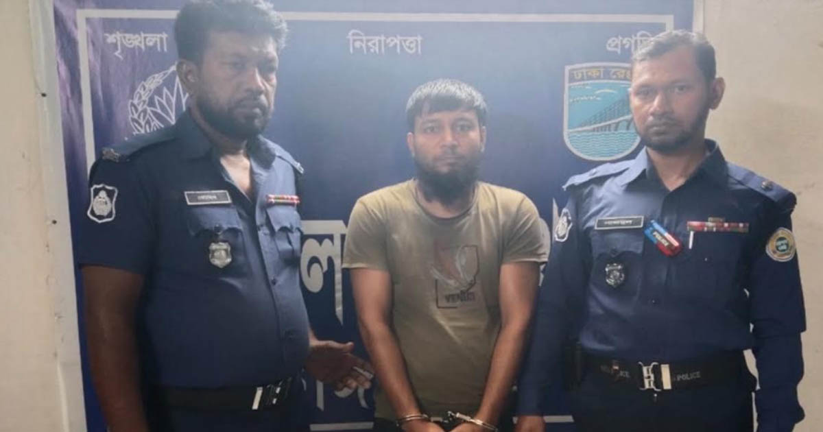 নলছিটিতে চার মামলার পলাতক আসামি গ্রেপ্তার