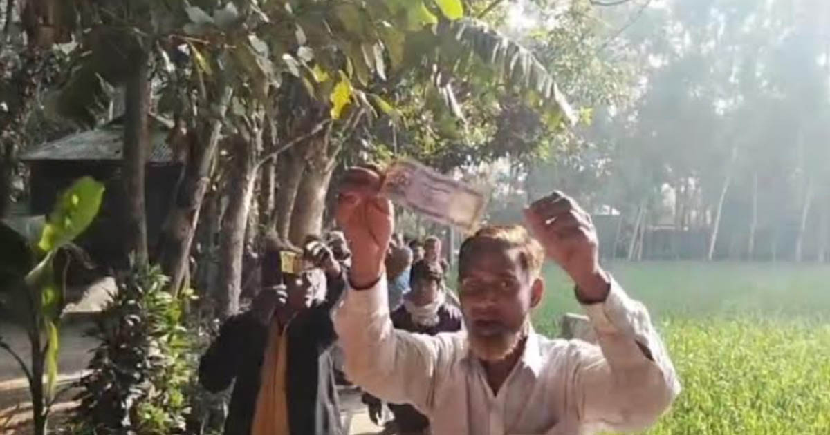 ভূঞাপুরে ভোটারদের টাকা বিতরণের ভিডিও ভাইরাল, তদন্তে প্রশাসন