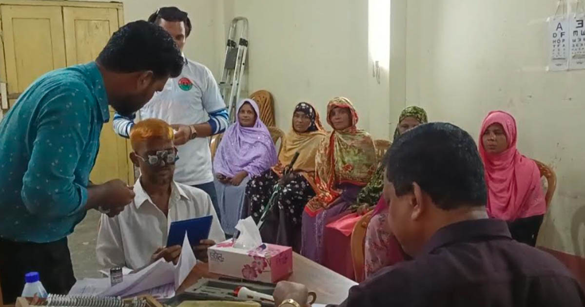 পাটগ্রামে যুবদলের উদ্যোগে বিনামূল্যে চক্ষু রোগীদের চিকিৎসা সেবা