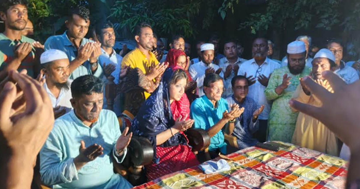সালথায় সড়ক দুর্ঘটনায় নিহতের পরিবারের পাশে শামা ওবায়েদ