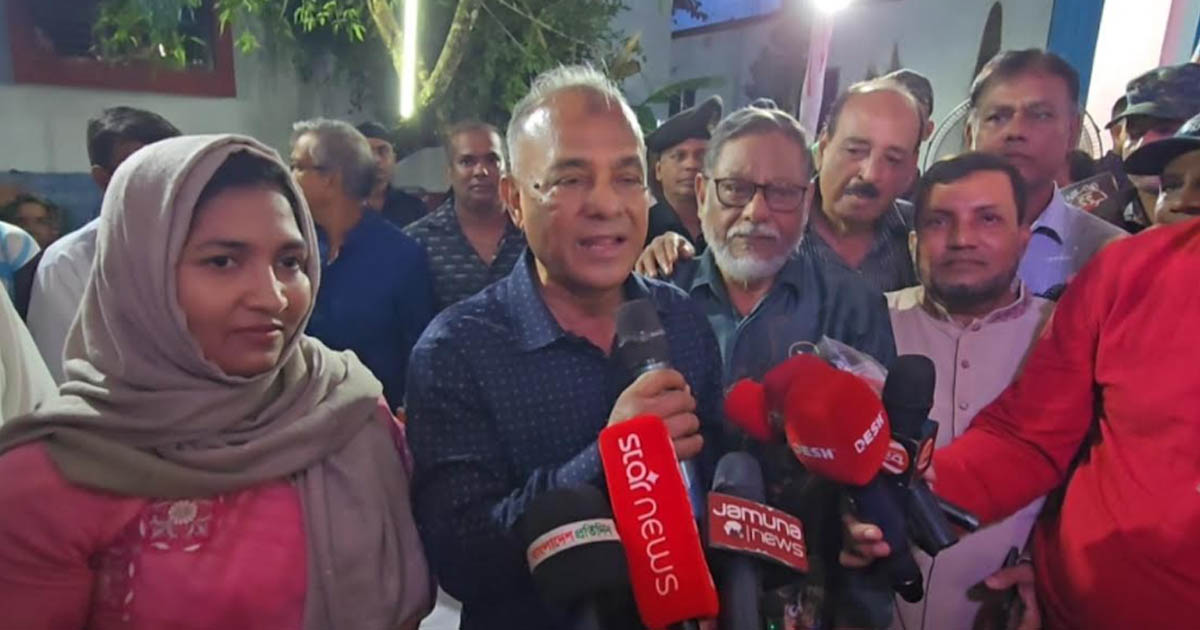 পার্শ্ববর্তী দেশের সহযোগীতায় সন্ত্রাসীরা পূজাকে অস্থিতিশীল করার চেষ্টা করেছে