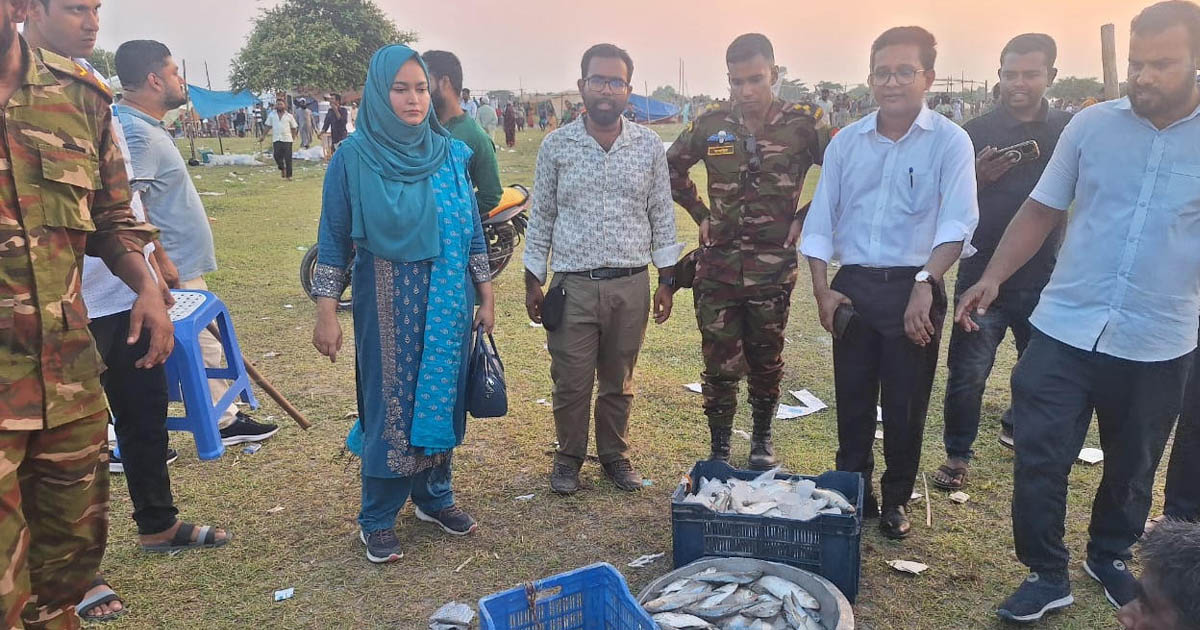 শিবচরে মা ইলিশ রক্ষার্থে যৌথ বাহিনীর বিশেষ অভিযান