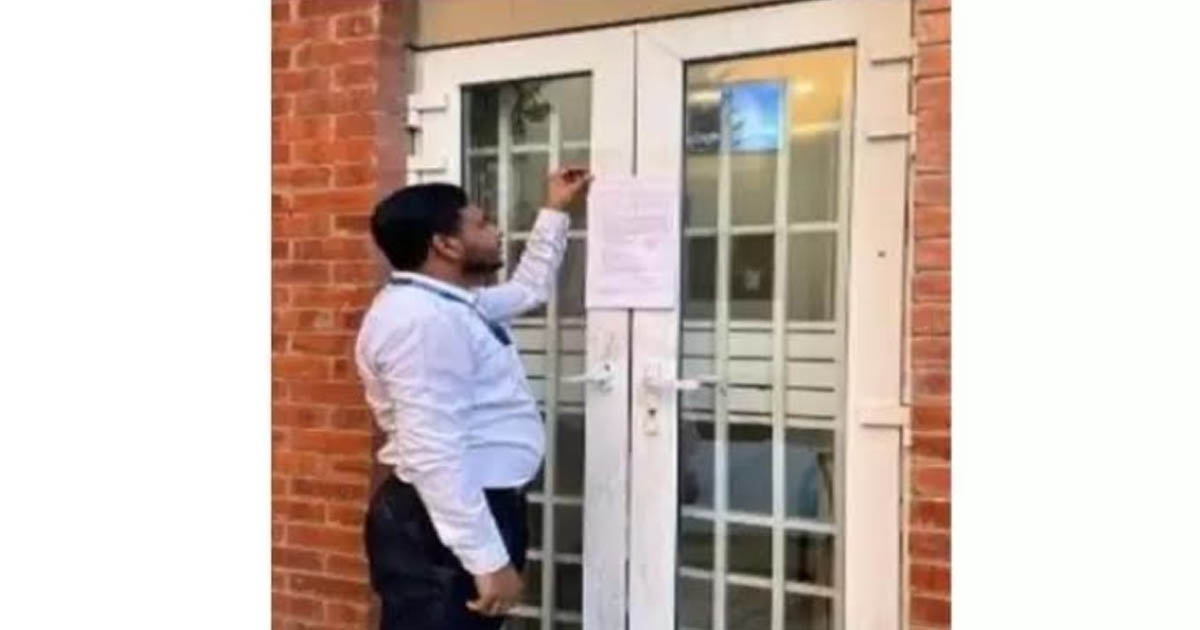 সিসিক‍‍’র সাবেক মেয়র আনোয়ারুজ্জামানের বাসায় নোটিশ টানিয়েছে দুদক