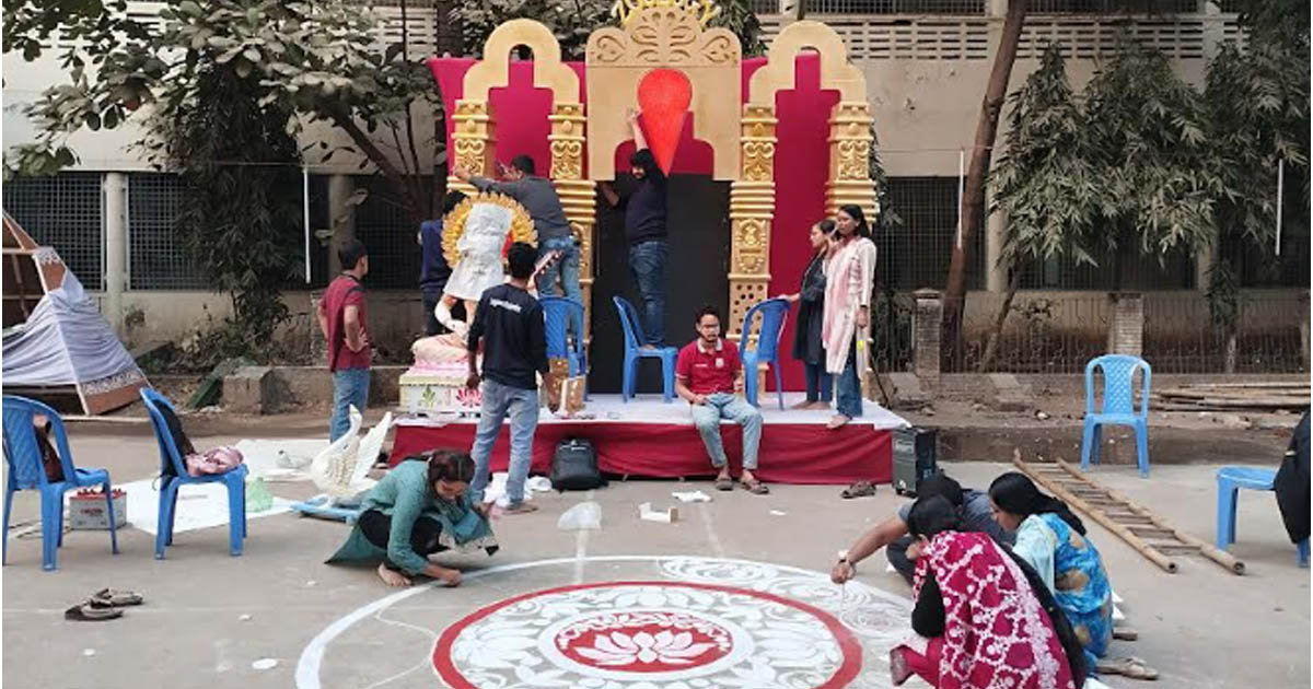 সরস্বতী পূজায় ৩৯ মণ্ডপে প্রস্তুত জগন্নাথ বিশ্ববিদ্যালয়