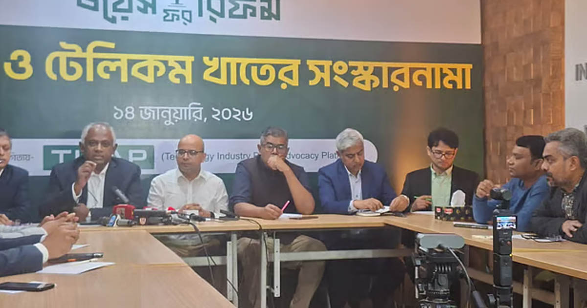 শুল্ক কমিয়ে মুঠোফোনের বাজার সহনশীল করার চ্যালেঞ্জ: সুসংবাদ দিলেন ফয়েজ আহমেদ