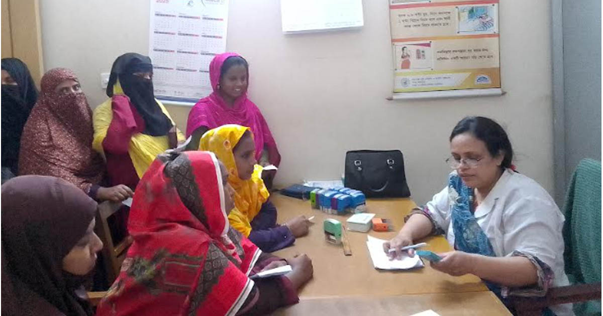 ভাঙ্গুড়ায় মুমূর্ষু রোগীর জীবন রক্ষায় প্রশংসিত ডা. হালিমা