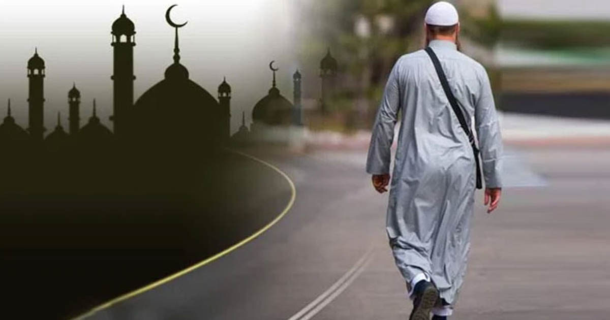 জুম্মার নামাজে আগে মসজিদে যাওয়ার ফজিলত ও আল্লাহর সন্তুষ্টির জন্য আমল করার গুরুত্ব