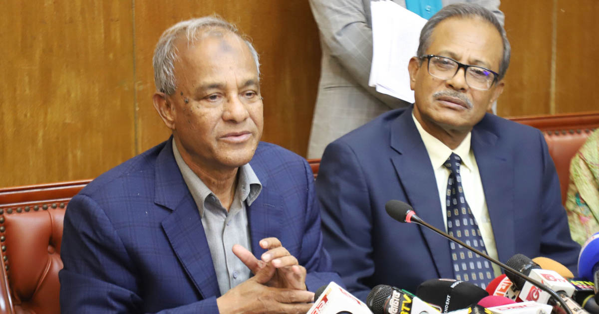 হাদির খুনি অবৈধ পথে গেছে কীনা জানি না