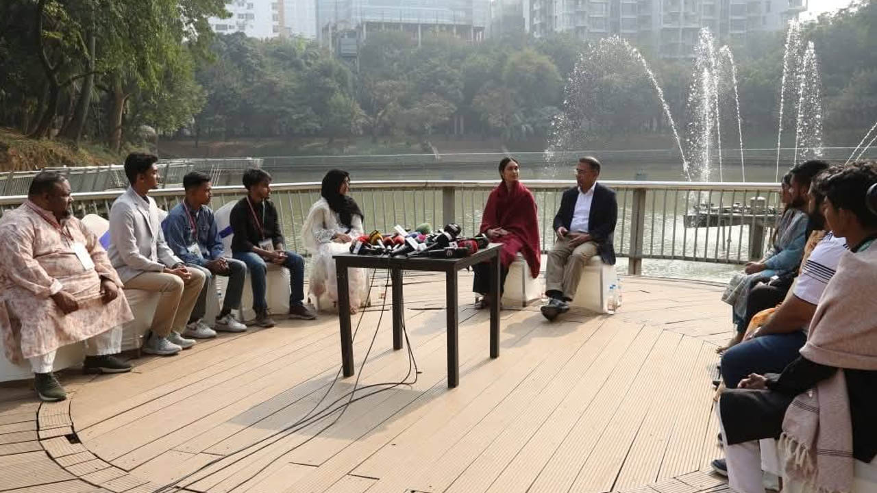 আইনশৃঙ্খলা ও দুর্নীতি নিয়ন্ত্রণকে সর্বোচ্চ অগ্রাধিকার দেবেন তারেক রহমান