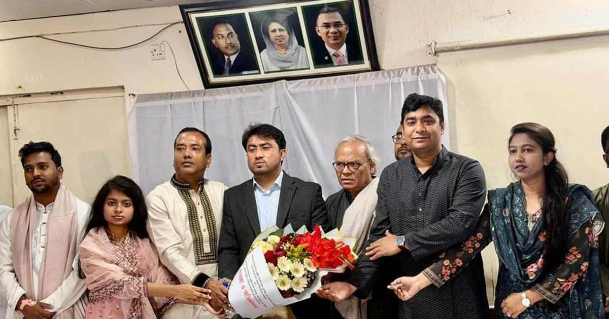 জাকসু ভিপিসহ জাহাঙ্গীরনগর হলের শীর্ষ নেতাদের বিএনপিতে অভিষেক