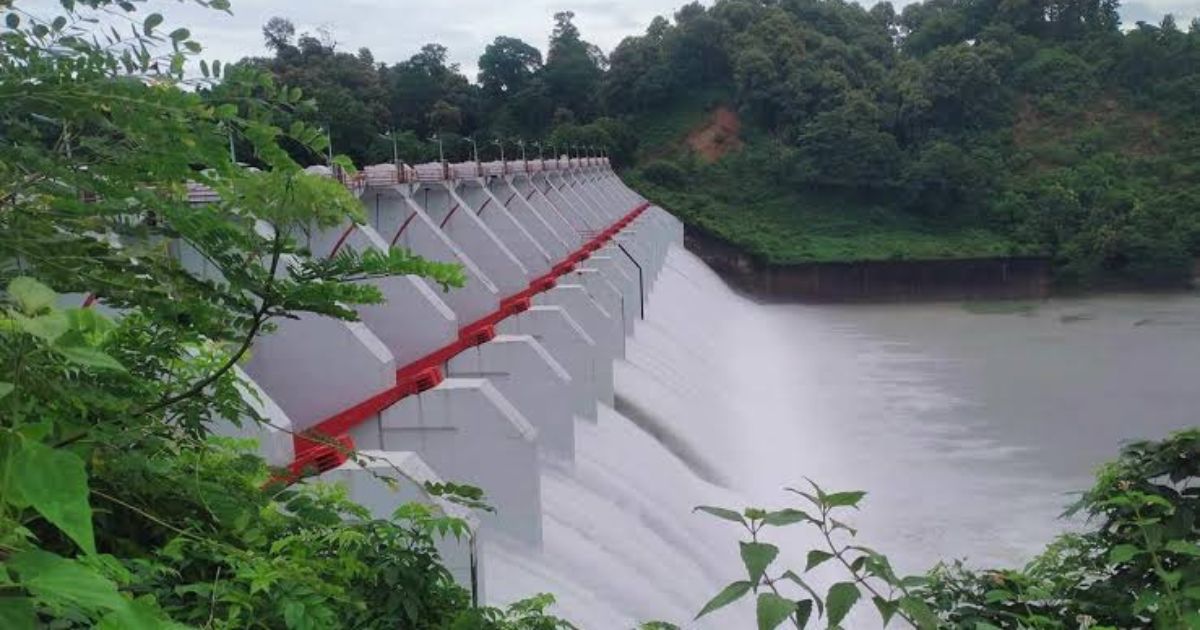 খুলে দেওয়া হলো কাপ্তাই বাঁধের ১৬ জলকপাট