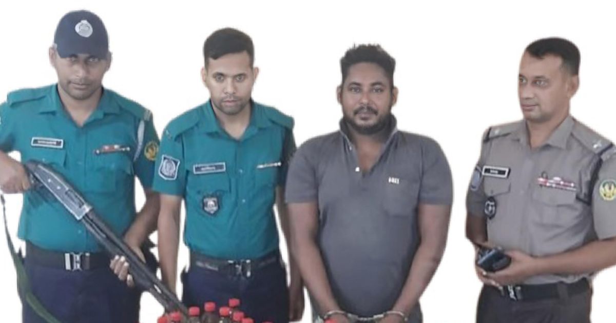 রাজশাহীতে ১২.৫ লিটার চোলাই মদসহ মাদক ব্যবসায়ী গ্রেপ্তার