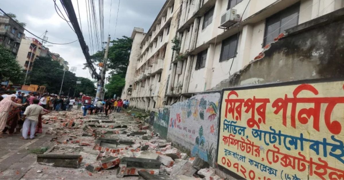 রাজধানীতে দেয়াল ধসে নারী নিহত, আহত অন্তত ৭