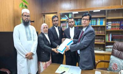 শেখ হাসিনাসহ ৪১ জনের বিরুদ্ধে অভিযোগপত্র জমা