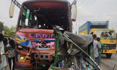 কর্ণফুলীতে বাসের ধাক্কায় সিএনজি চালক নিহত