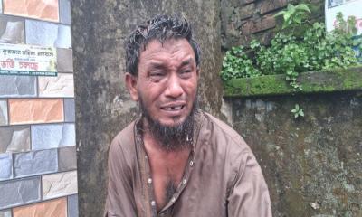 শিশুকে শ্লীলতাহানি করায় অটোচালকের পুরুষাঙ্গে মরিচের গুড়া দিল জনতা