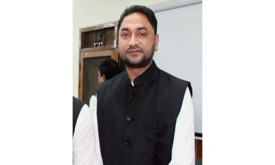 মাদকের টাকার জন্য মাকে নির্যাতন, সাবেক ছাত্রলীগ নেতা আটক