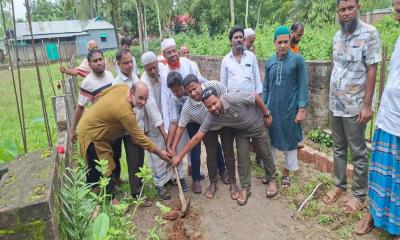 মধুপুরে টেকী নাগবাড়ী রোডের মীরবাড়ী এলাকায় রাস্তার উদ্বোধন