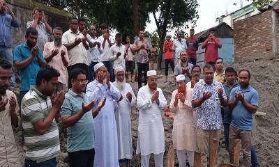 কুড়িগ্রাম জেলা পরিষদের চারতলা আধুনিক মার্কেট নির্মাণের ভিত্তিপ্রস্তর উদ্বোধন
