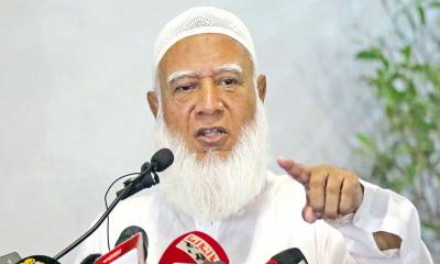 জামায়াত ফেরেশতাদের দল নয়
