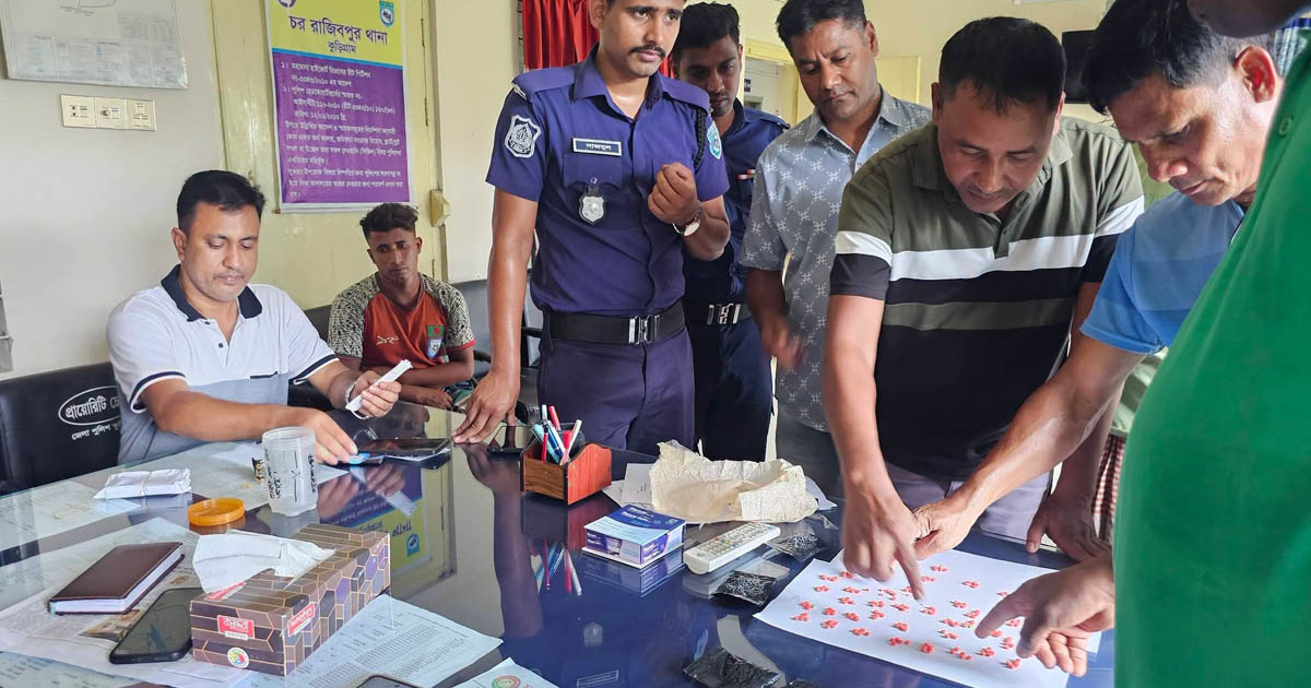 ১৯০০ পিস ইয়াবাসহ যুবককে আটক করেছে রাজিবপুর থানা পুলিশ