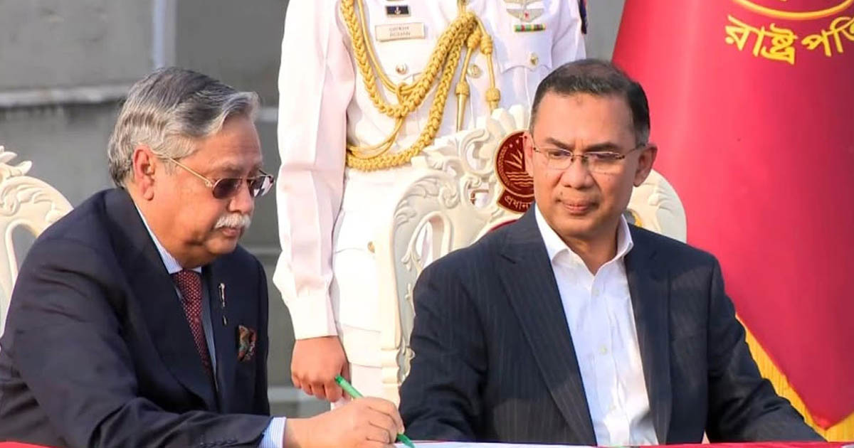 স্পিকার ফিরলেই পদত্যাগপত্র দেবেন রাষ্ট্রপতি