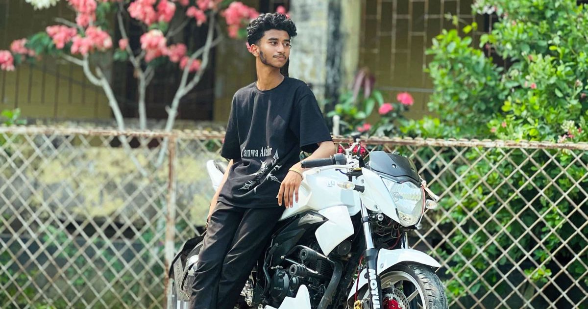 ফরিদগঞ্জে মোটরসাইকেল ও অটোরিকশার সংঘর্ষে কিশোর নিহত