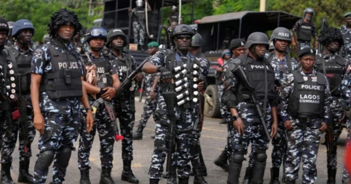 নাইজেরিয়ায় সশস্ত্র ডাকাতদের হামলায় নিহত ২০