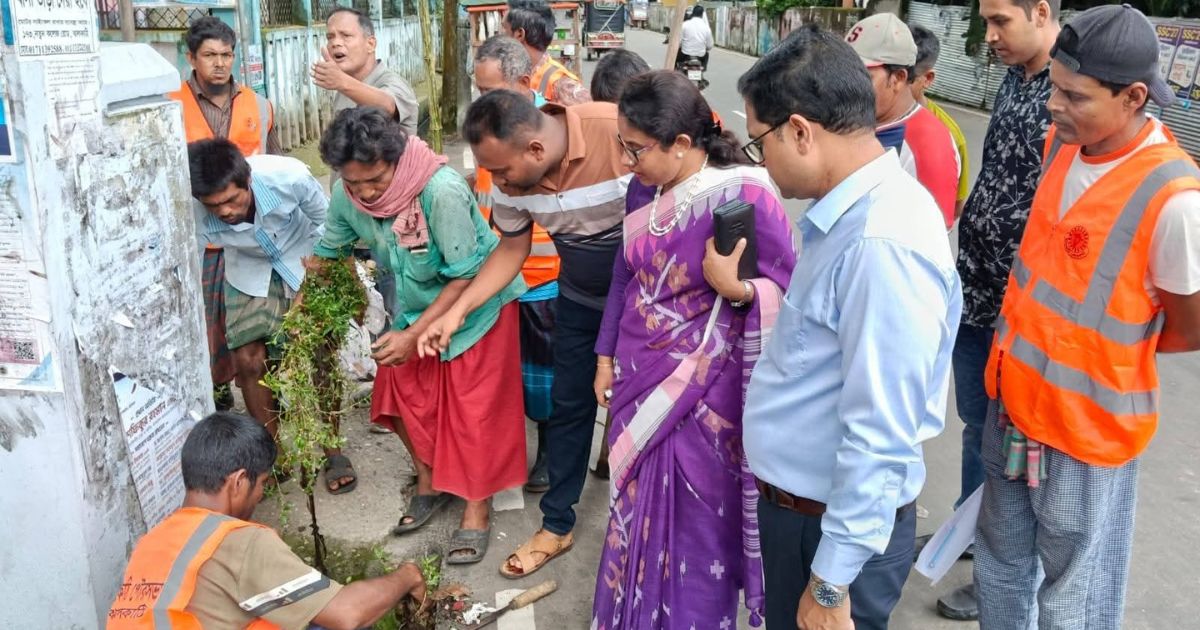 ডেঙ্গু প্রতিরোধে ঝালকাঠি পৌরসভার পরিচ্ছন্নতা অভিযান
