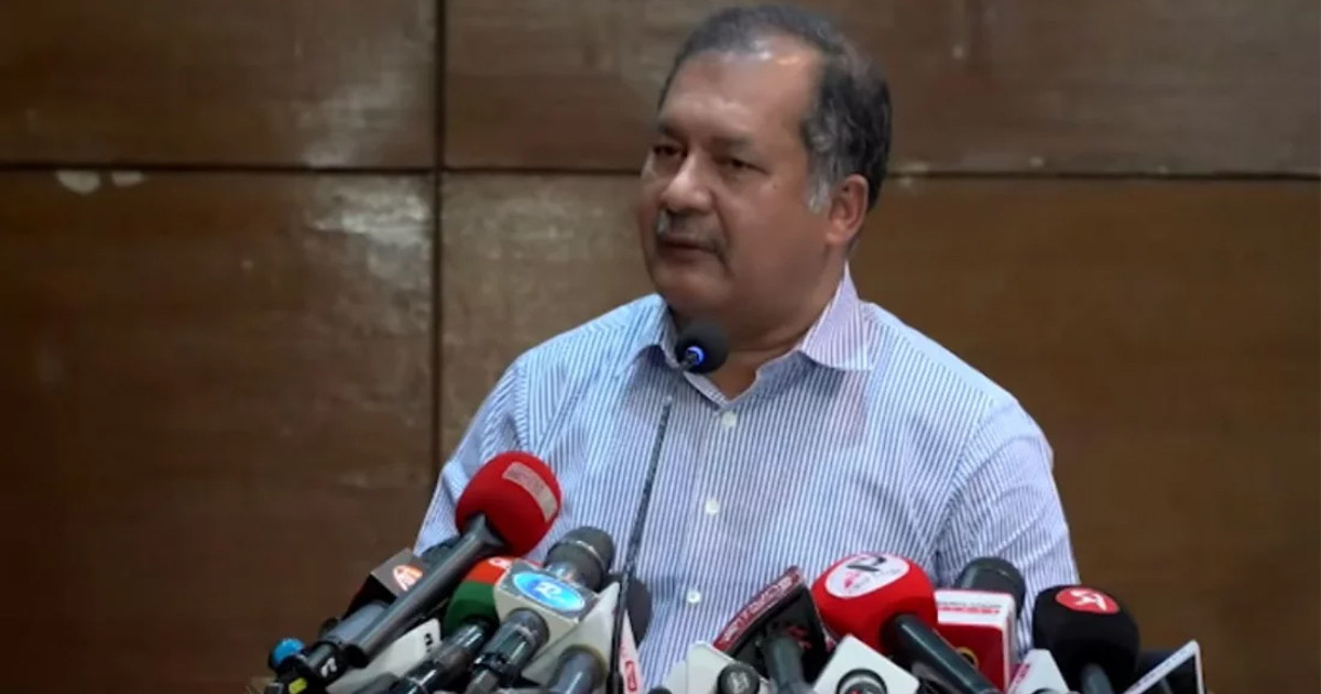 ইতিহাস সঠিকভাবে কথা বললে বিকৃতকারীরা হেলিকপ্টারে পালাতে বাধ্য হয়
