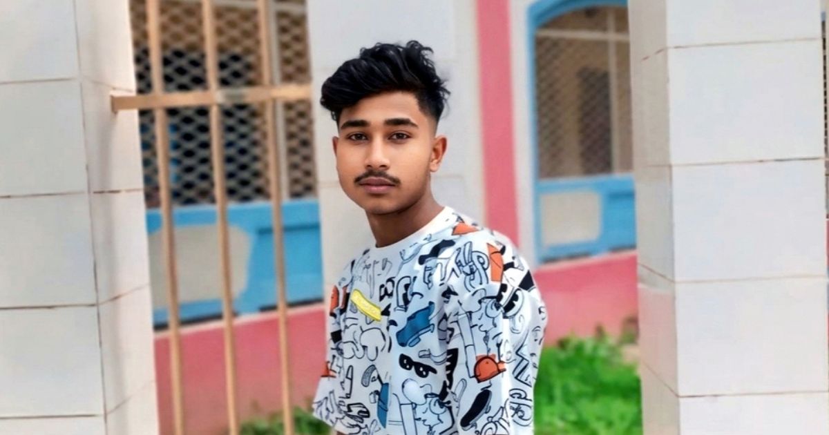 ফরিদগঞ্জে মাদকাসক্ত যুবকের ঝুলন্ত অর্ধগলিত মরদেহ উদ্ধার
