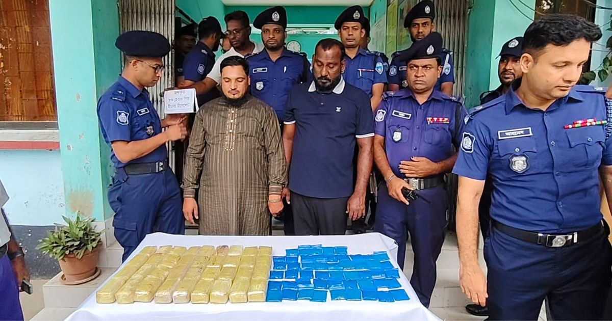 নোয়াখালীতে ৮০ হাজার ইয়াবাসহ দুই কারবারি গ্রেপ্তার