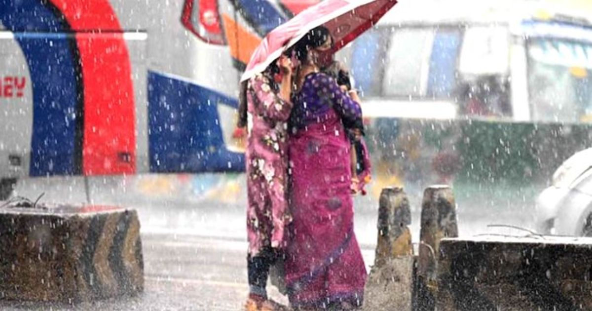 দুপুরের আগেই ঢাকাসহ ৯ জেলায় বৃষ্টির আভাস