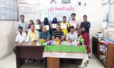 বাগেরহাটে কৃতি এসএসসি-এইচএসসি শিক্ষার্থীদের সংবর্ধনা