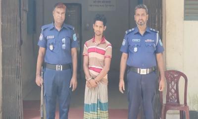 ভূঞাপুরে ৫ম শ্রেণির শিক্ষার্থীকে ধর্ষণচেষ্টার অভিযোগে যুবক গ্রেপ্তার