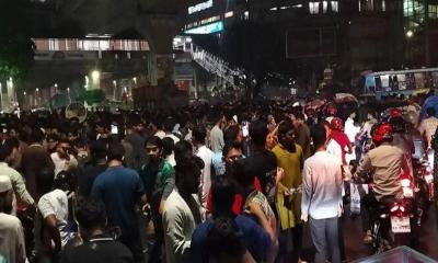 শাহবাগ মোড় অবরোধ করে ছাত্রশিবিরের বিক্ষোভ