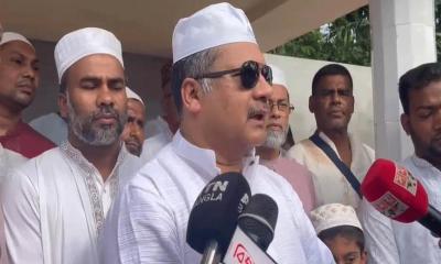 বিধ্বস্ত অর্থনীতিকে নতুন করে ঢেলে সাজাতে কাজ করছে সরকার
