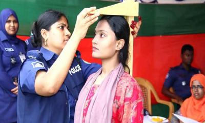ক্যাডেট এএসআই নিয়োগ, ঝালকাঠিতে প্রথম দিনের পরীক্ষা সম্পন্ন