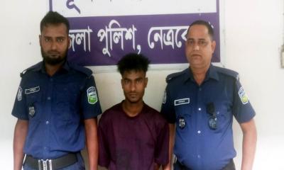 পূর্বধলায় তিনজনকে এসিড নিক্ষেপের ঘটনায় প্রধান আসামি গ্রেপ্তার
