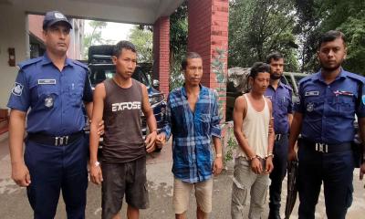 মাটিরাঙ্গায় অস্ত্র ও গুলিসহ ইউপিডিএফের ৩ সন্ত্রাসী আটক