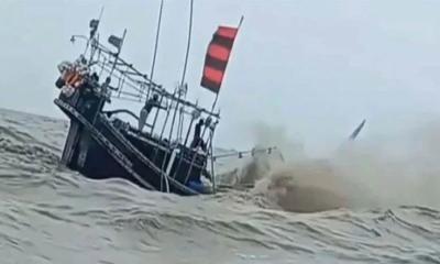 বঙ্গোপসাগরে ট্রলার ডুবি, ৫ দিন পর নিখোঁজ এক জেলের মরদেহ উদ্ধার