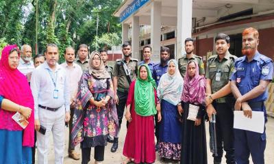রোগী হয়রানির অভিযোগে ঈশ্বরগঞ্জ হাসপাতালে দুই নারী আটক