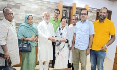 খুলনাকে নবায়নযোগ্য জ্বালানির নগরী করার দাবিতে স্মারকলিপি