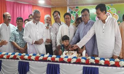 আলোচনা সভা ও কেক কাটার মধ্য দিয়ে দিনাজপুরে এনটিভির জন্মদিন পালন