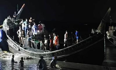 কুতুবদিয়ায় ট্রলারডুবি: ৪ জেলের মরদেহ উদ্ধার, নিখোঁজ ১