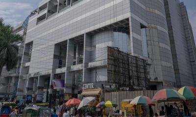 বসুন্ধরা শপিং কমপ্লেক্সে যুবকের রহস্যজনক মৃত্যু